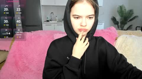 oh_my_lashes online show from 04-24-26, 02:25
