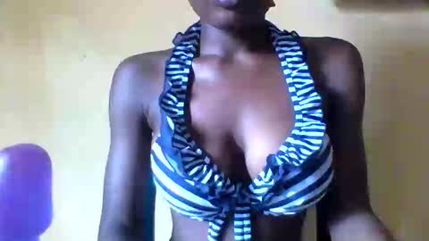 Snapshot of oh_sexyphilo chatting on 11-21-25, 08:35 philo bby online show from 11-21-25, 08:35