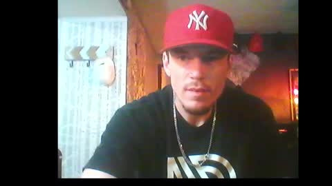 who dares  toss me some  tips lets have fun online show from 01-01-25, 08:35