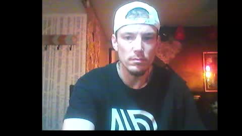 who dares  toss me some  tips lets have fun online show from 01-02-25, 02:00