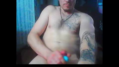 who dares  toss me some  tips lets have fun online show from 01-07-25, 08:10