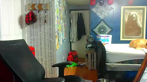 who dares  toss me some  tips lets have fun online show from 10-01-25, 12:38