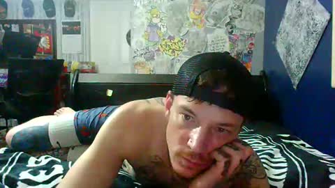 who dares  toss me some  tips lets have fun online show from 01-11-26, 01:27