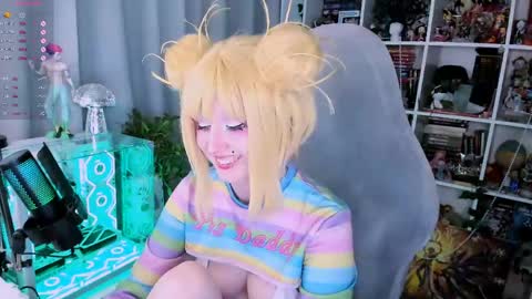 Snapshot of ohclementinee chatting on 05-29-26, 08:45 Clementine Clem online show from 05-29-26, 08:45