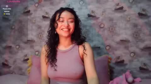 Nina online show from 10-31-25, 12:00