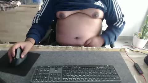 Snapshot of ohfck11 chatting on 02-10-25, 09:04 Chubby Gary online show from 02-10-25, 09:04