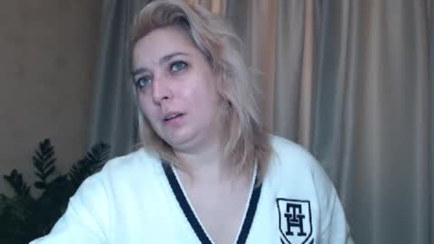 Iren online show from 01-12-25, 07:11