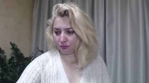 Iren online show from 10-16-25, 04:57