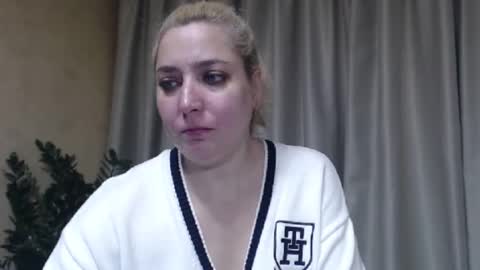 Iren online show from 11-16-25, 07:25