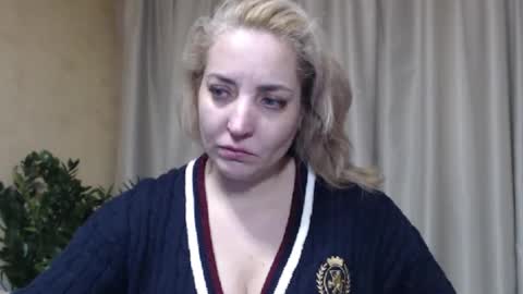 Mari online show from 01-15-26, 11:26