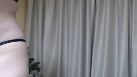 Mari online show from 05-27-26, 04:37