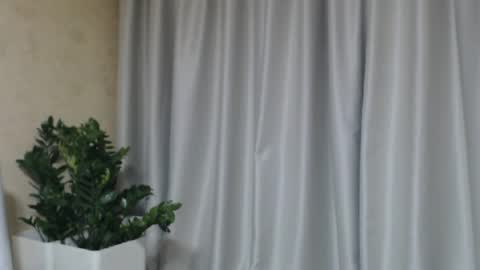 Mari online show from 05-30-26, 05:43