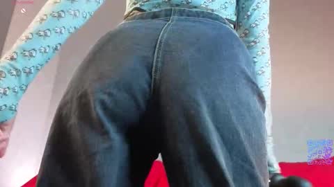 Yumi online show from 03-15-26, 06:14