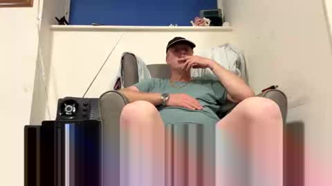 Snapshot of oiljames167 chatting on 10-03-25, 07:11 oiljames167 online show from 10-03-25, 07:11