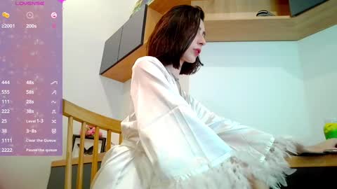 Snapshot of oirun_ chatting on 01-15-25, 01:52 Taiyu Yoshiwara online show from 01-15-25, 01:52
