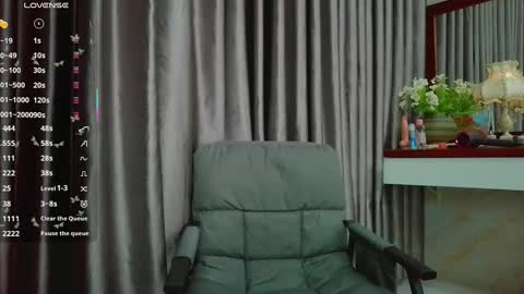 Snapshot of oirun_ chatting on 02-02-25, 08:19 Taiyu Yoshiwara online show from 02-02-25, 08:19
