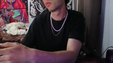 Snapshot of oistadcameron chatting on 03-23-26, 03:32 Cam0819 online show from 03-23-26, 03:32