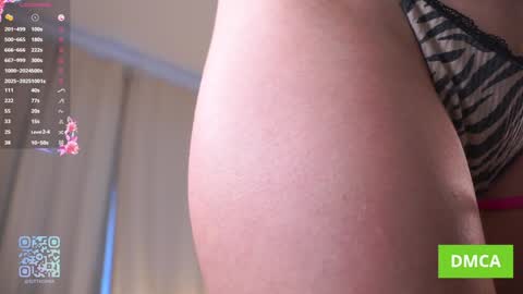 Snapshot of oke_doke chatting on 10-05-25, 05:39 Henrietta or Rita online show from 10-05-25, 05:39