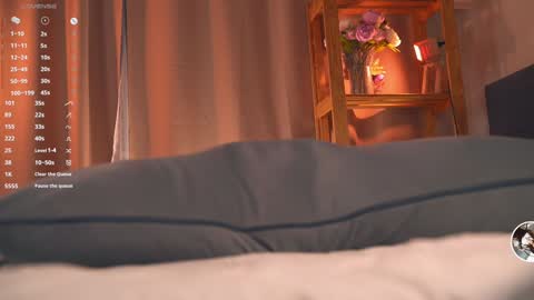 Snapshot of oke_doke chatting on 10-27-25, 07:18 Henrietta or Rita online show from 10-27-25, 07:18