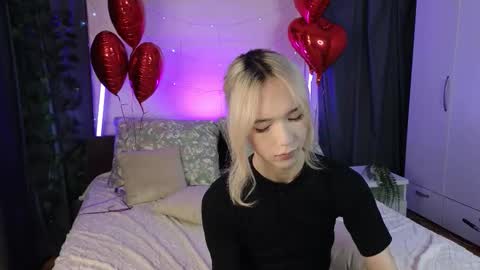 Snapshot of okerriella chatting on 02-15-26, 07:51 Ami online show from 02-15-26, 07:51