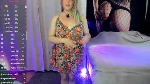 Snapshot of oktopussy_ chatting on 05-11-26, 02:45 oktopussy_ online show from 05-11-26, 02:45