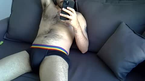 hairyBRboy online show from 11-19-25, 07:03