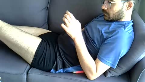 hairyBRboy online show from 11-27-25, 04:53