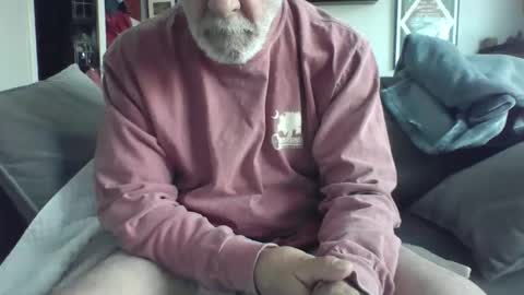 old_bald63 online show from 11-26-25, 08:21