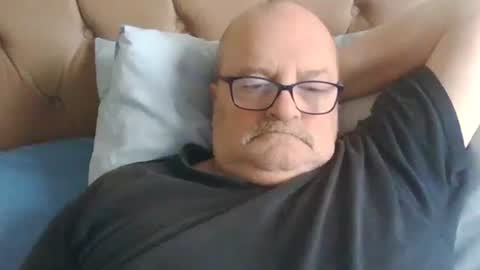 Snapshot of old_fkr chatting on 12-12-24, 10:02 old_fkr online show from 12-12-24, 10:02