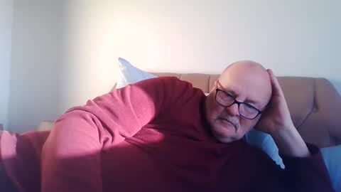 Snapshot of old_fkr chatting on 01-10-25, 02:02 old_fkr online show from 01-10-25, 02:02