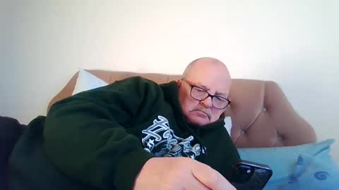 Snapshot of old_fkr chatting on 01-14-25, 12:24 old_fkr online show from 01-14-25, 12:24