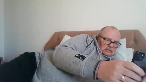 old_fkrr_ online show from 11-20-25, 11:21