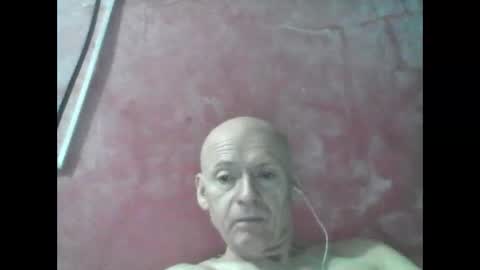 Snapshot of oldbuthorny62 chatting on 05-30-26, 02:19 oldbuthorny62 online show from 05-30-26, 02:19