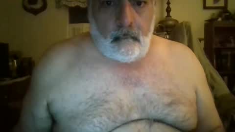 Snapshot of oldcockforyngladies chatting on 12-22-24, 11:11 oldcockforyngladies online show from 12-22-24, 11:11