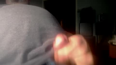 Snapshot of oldergentlemen54 chatting on 01-19-25, 05:37 Michael online show from 01-19-25, 05:37