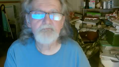 Snapshot of oldfarted chatting on 03-10-26, 02:27 OldFartEd online show from 03-10-26, 02:27