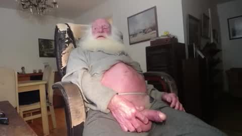 oldfucker9 online show from 11-06-25, 02:45