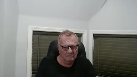 oldguybigd online show from 05-11-26, 04:29