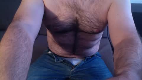 Snapshot of oldjeremy chatting on 12-26-24, 05:08 oldjeremy online show from 12-26-24, 05:08