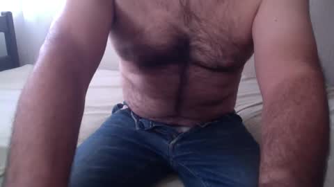 Snapshot of oldjeremy chatting on 12-29-24, 03:35 oldjeremy online show from 12-29-24, 03:35