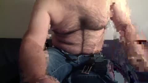 Snapshot of oldjeremy chatting on 03-08-25, 12:33 oldjeremy online show from 03-08-25, 12:33