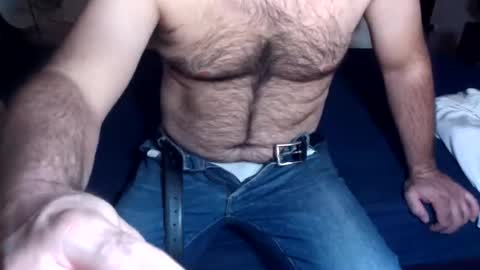 Snapshot of oldjeremy chatting on 11-21-25, 10:19 oldjeremy online show from 11-21-25, 10:19