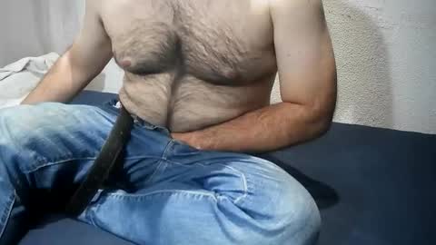 Snapshot of oldjeremy chatting on 11-25-25, 11:49 oldjeremy online show from 11-25-25, 11:49