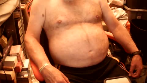 oldman196262 online show from 08-04-26, 05:10
