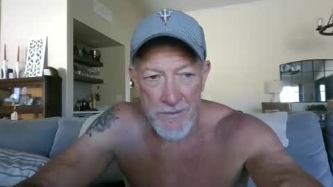 Snapshot of oldmanmeataz chatting on 05-01-26, 04:55 oldmanmeataz online show from 05-01-26, 04:55