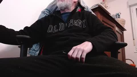 oldwolfman online show from 02-05-25, 08:32