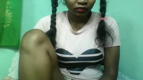 Snapshot of olgaaldy chatting on 12-17-25, 04:51 olgaaldy online show from 12-17-25, 04:51