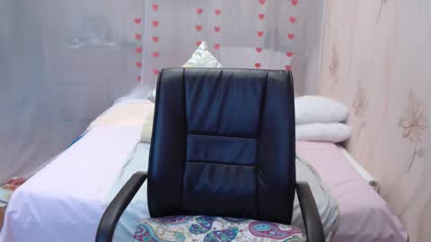 OlgaHottie online show from 10-08-25, 11:13