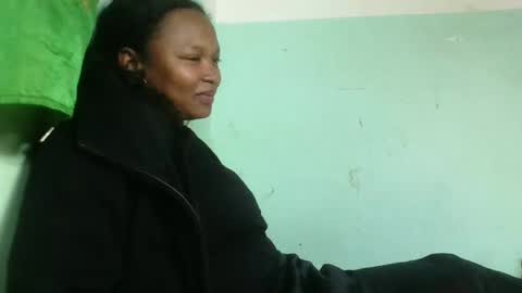 Snapshot of olgamariah203875 chatting on 09-15-25, 06:08 olgamariah203875 online show from 09-15-25, 06:08