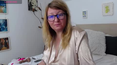 Snapshot of olgapavlova chatting on 01-14-26, 10:54 Olga Pavlova online show from 01-14-26, 10:54